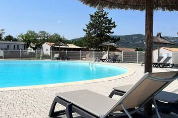 Camping pour 5 Personnes dans Saint-Remèze, Privas, Photo 3