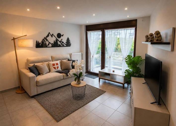 Gîte pour 4 personnes, avec Balcon et Vue dans Office De Tourisme Challes Les Eaux