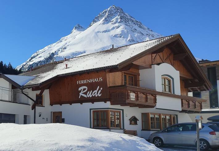 Ferienwohnung für 2 Personen, mit Garten und Ausblick sowie Balkon, kinderfreundlich in Galtür - 2
