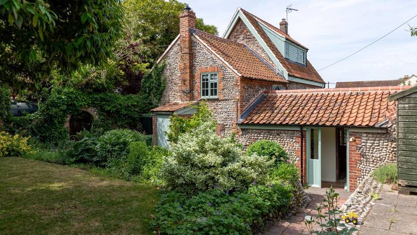 Cottage for 8 people, with balcony/terrace in Cley next the Sea