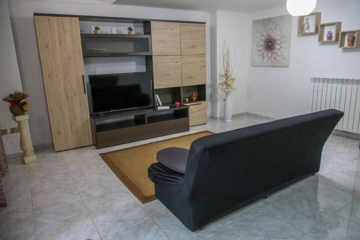 Casa vacanza per 5 persone, con balcone e panorama in Melpignano