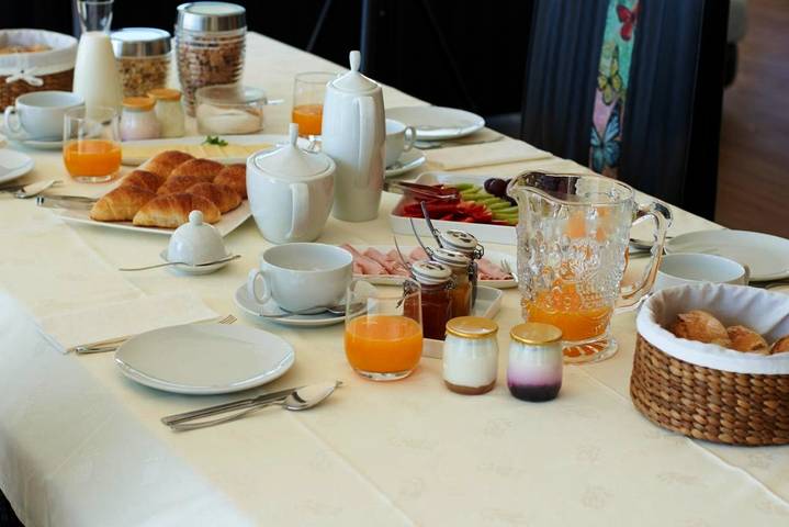 Location de vacances pour 8 personnes, avec bassin pour enfant et vue ainsi que piscine et jardin à Pinhão - 4