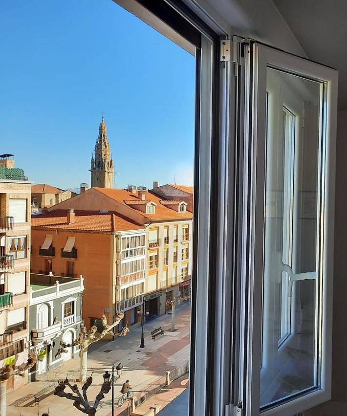 Apartamento para 5 personas, con Vistas en Santo Domingo de la Calzada