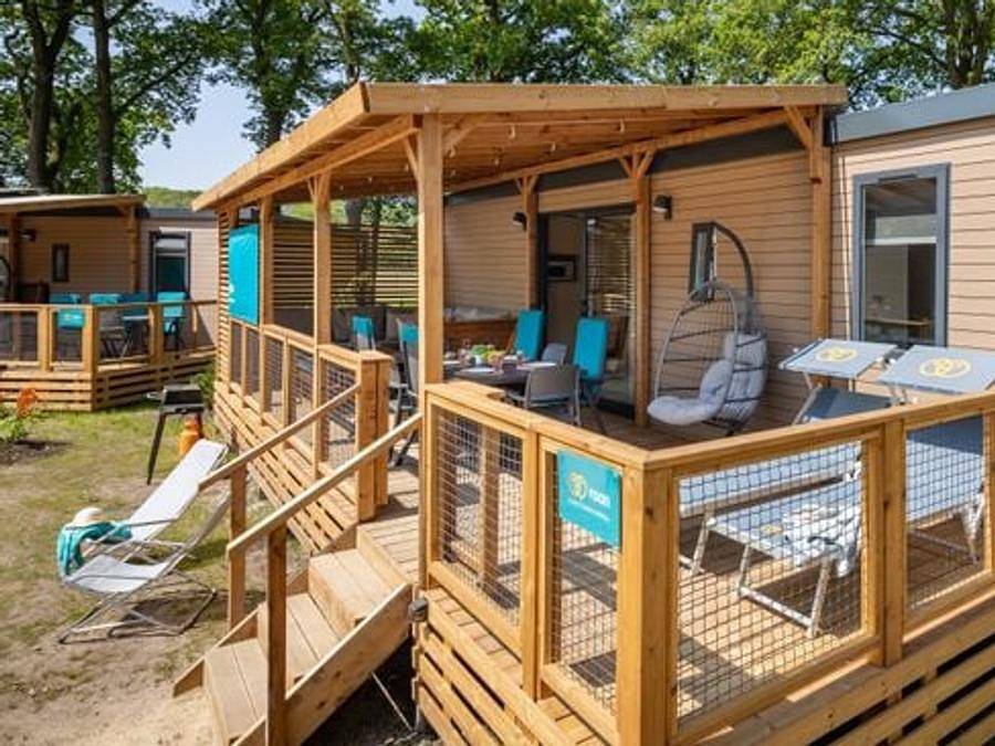 Camping du Domaine de Massereau - Mobilhome 8 personnes - Supreme Plus 3 chambres Lounge in Sommières, Région de Nîmes