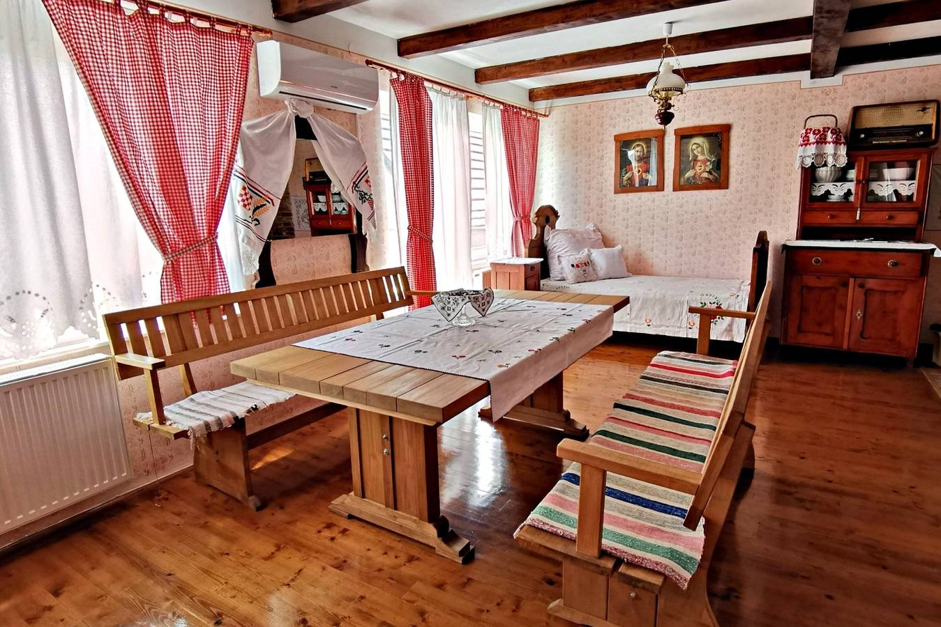 Ganze Wohnung, 3-Zimmer-Ferienwohnung mit Terrasse Pleternica, Slavonija A-23027-a in Pleternica, Pozega-Slawonien