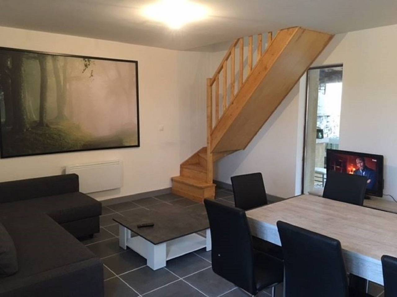 Komfortables Haus große Kapazität in Roisey, Parc Naturel Régional du Pilat