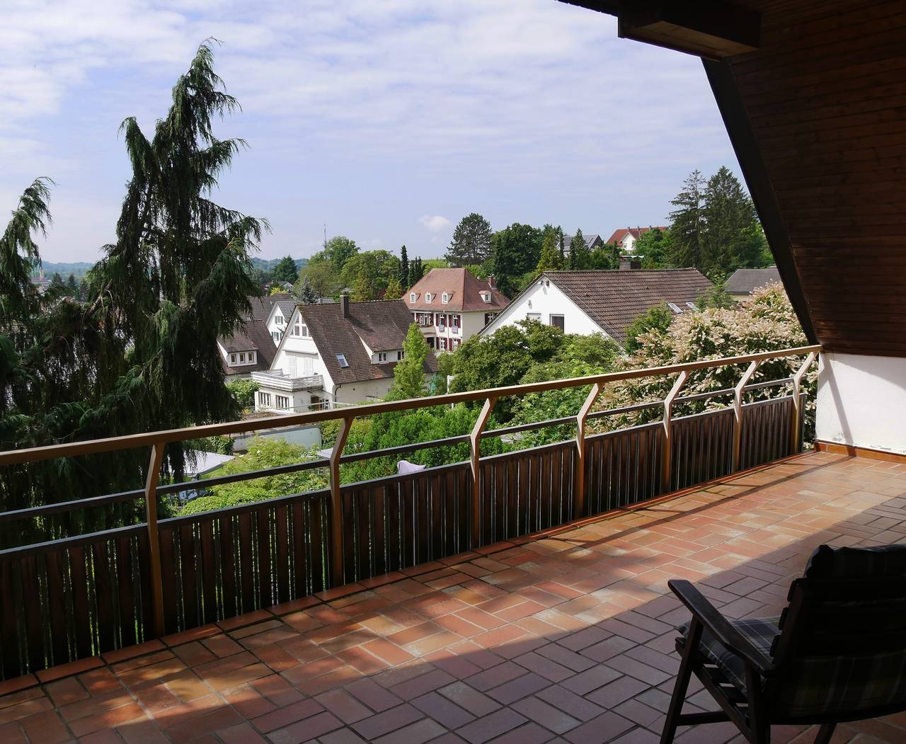 Ganze Wohnung, Ferienwohnung Lahr mit Privatterrasse, Balkon und Wlan in Lahr, Mittlerer Schwarzwald