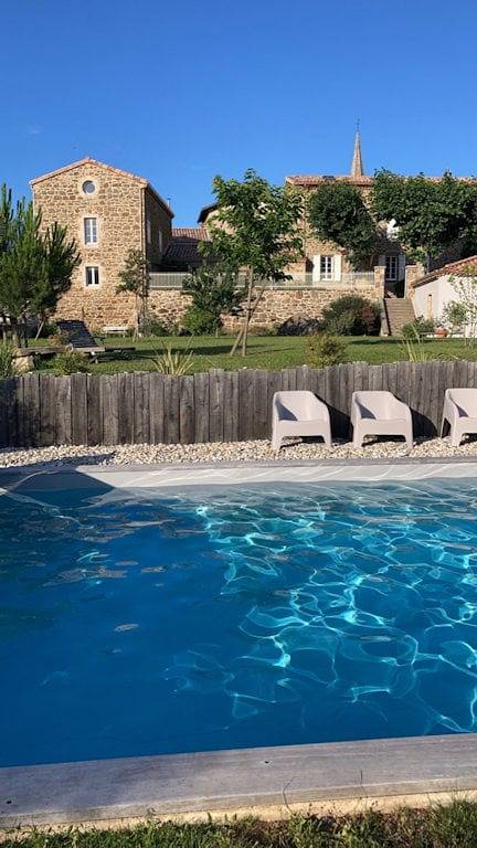 Chambre d’hôte pour 2 personnes, avec piscine et jardin