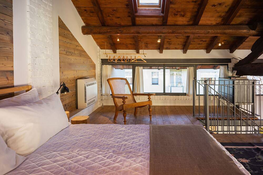 Modern and cozy Loft in Lomazzo, between Como Lake and Milan in Lomazzo, Provincia de Como