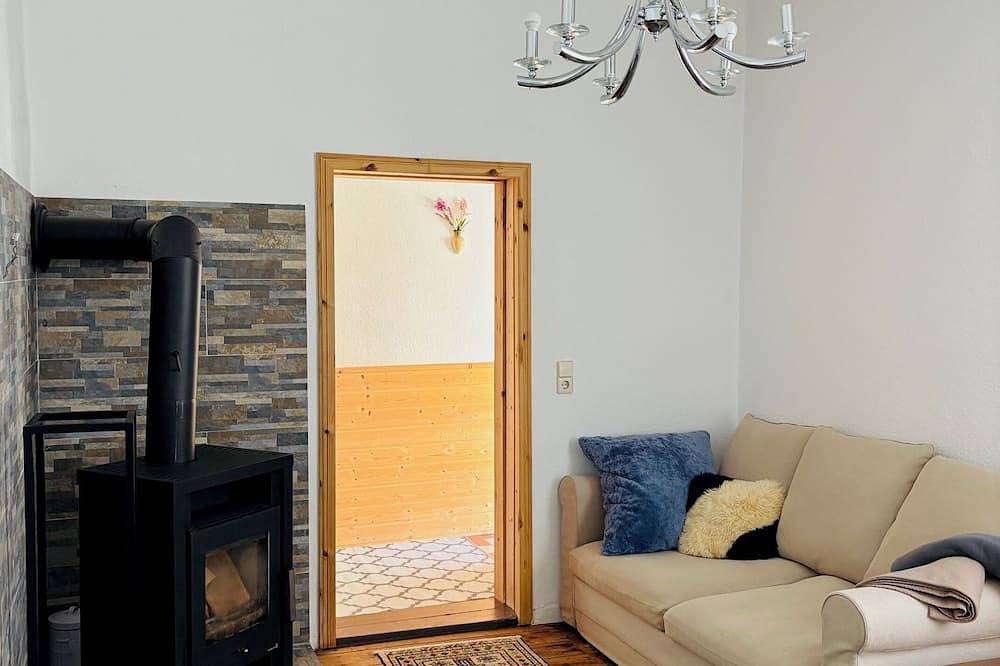 Ganze Wohnung, Ruhige und rustikale Eg-Wohnung in Liepen, Neetzow-Liepen