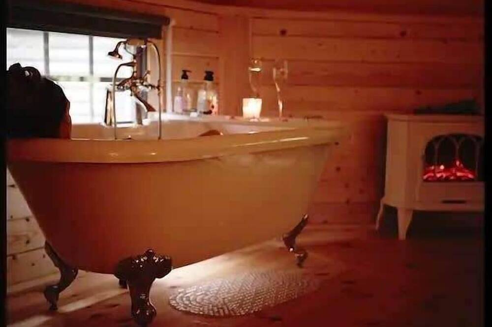 Ganze Wohnung, Birch Lodge at Aos Sí in Highlands