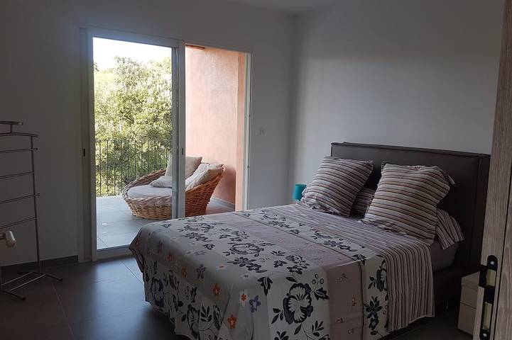 Gîte pour 5 personnes, avec balcon, animaux acceptés dans Plage de Tenutella - 4
