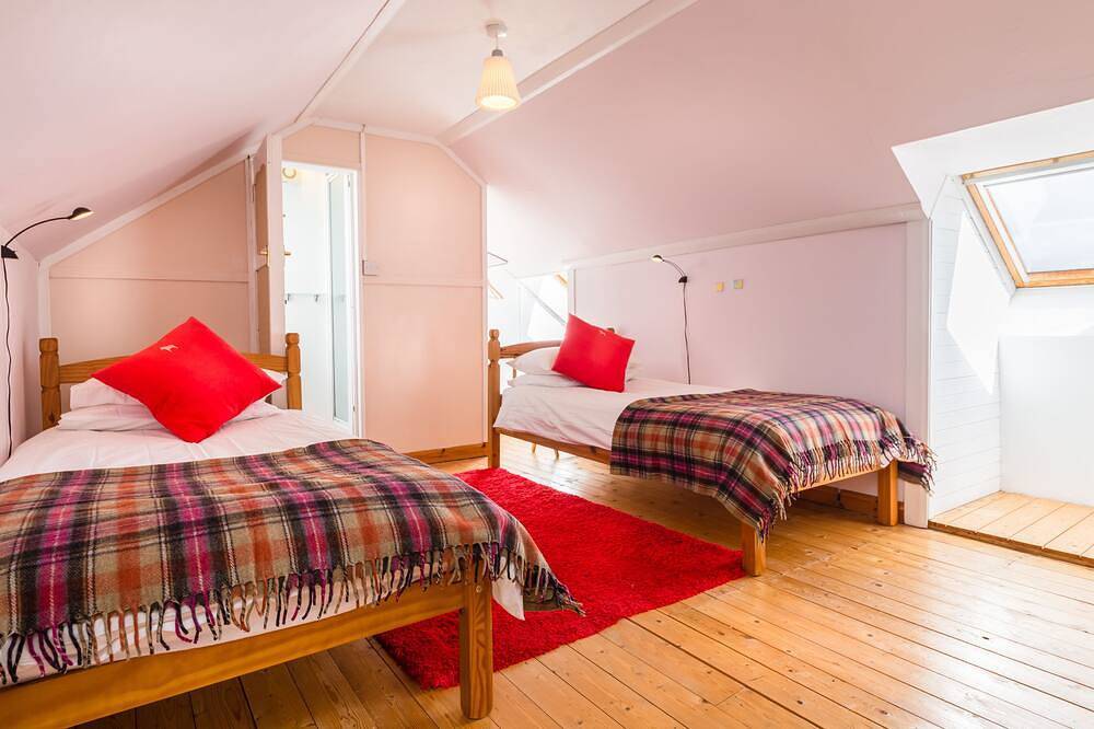 Dairy Cottage. 3 Bedroom Cottage. Sleeps 5 in Argyll & Bute