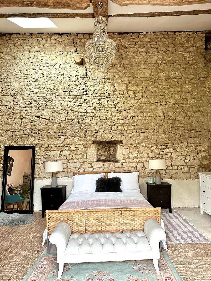 Location de vacances pour 2 personnes, avec jardin ainsi que vue et piscine, animaux acceptés à Margueron