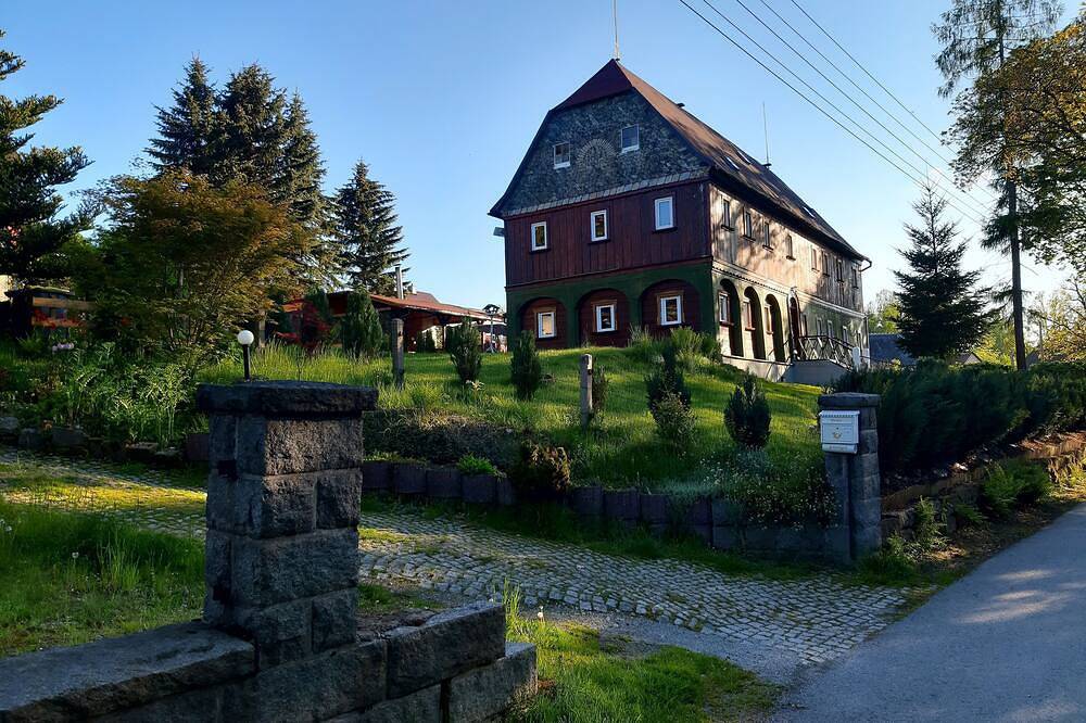 Ganze Wohnung, Renovierte Umgebindehaus,tolle Wanderwege in der  Nähe in Oppach, Oberlausitz Niederschlesien