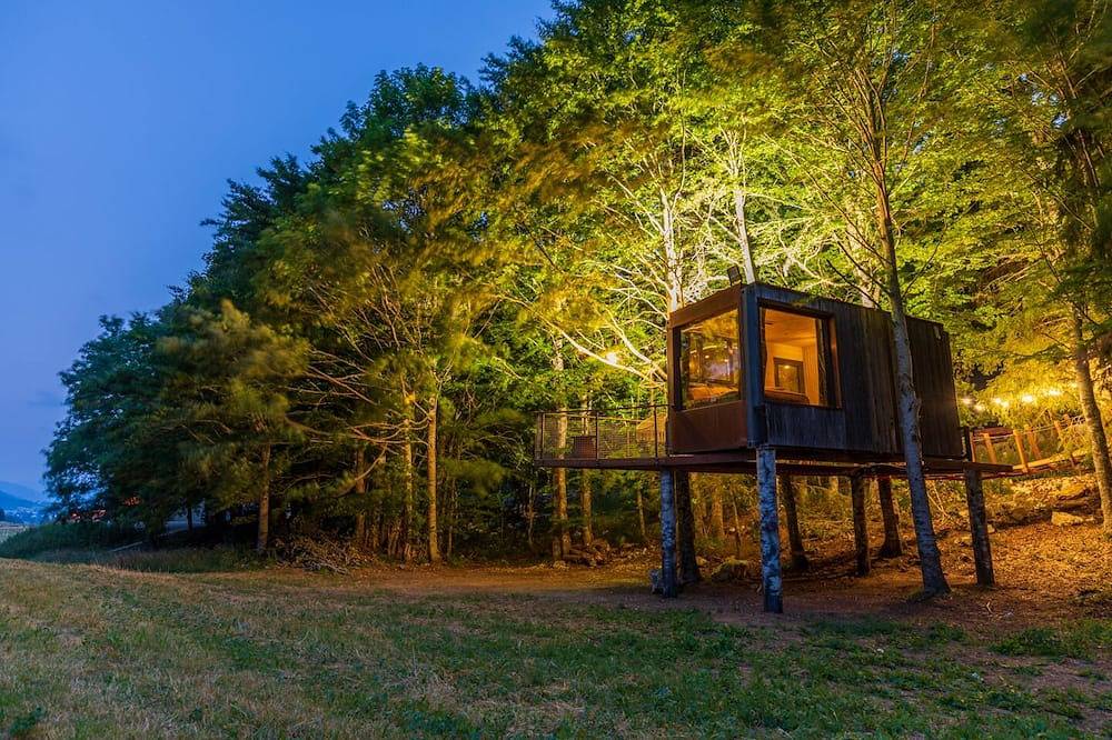 Cabane dans les arbres – Vercors, vue et nature in Autrans-Méaudre-en-Vercors, Parc naturel régional du Vercors