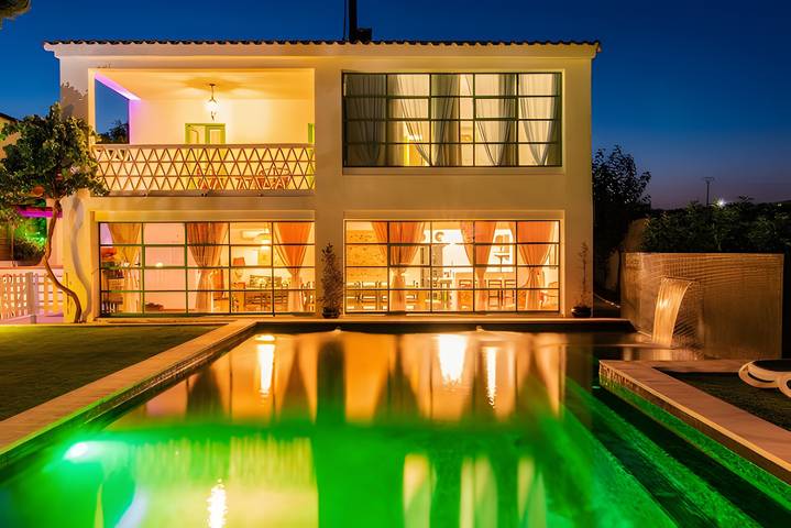 Casa rural para 19 personas, con Jacuzzi en Castilla-La Mancha