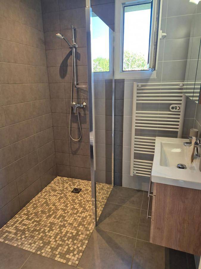 Location de vacances pour 4 personnes, avec jardin et terrasse à Salles-Curan - 4