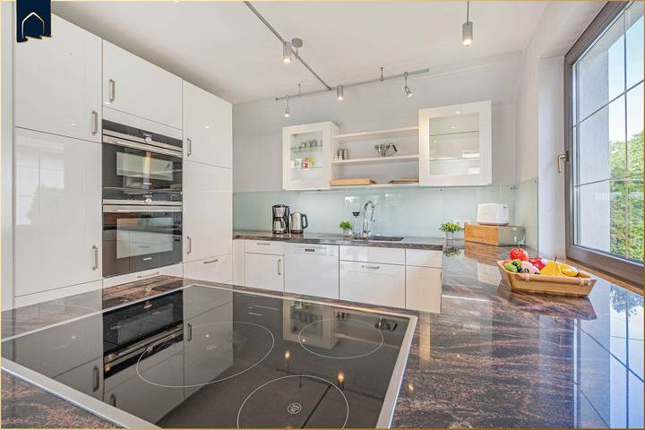 Ferienhaus für 12 Personen, mit Garten und Sauna sowie Seeblick, mit Haustier in Ückeritz - 3