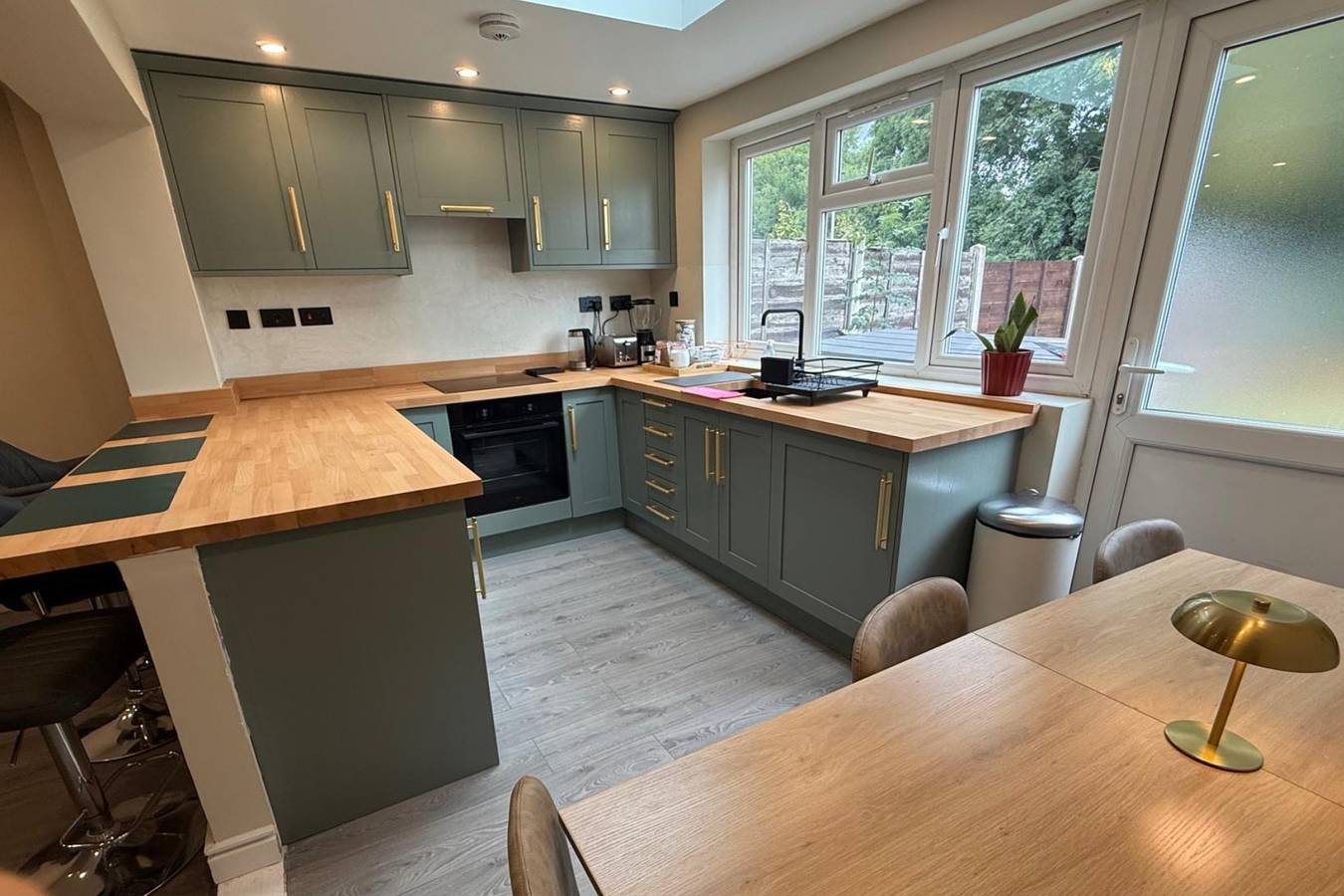 5 Bed Home - Contractors & Professionals - Wifi in Luton, Chiltern Hills
