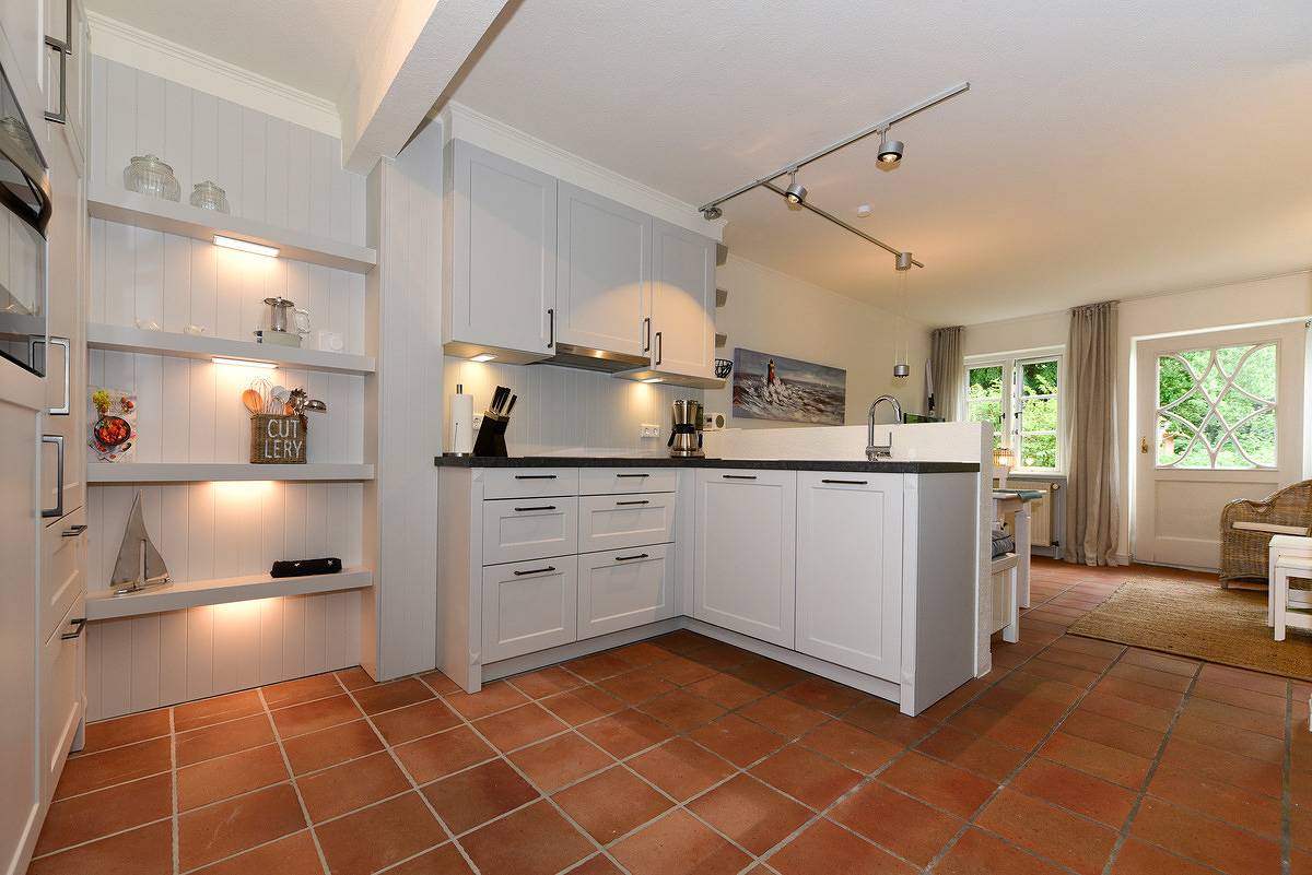 Ganze Ferienwohnung, Farnweg 7 (Haus Süd, Mittelhaus) in Wyk auf Föhr (Stadt), Wyk auf Föhr