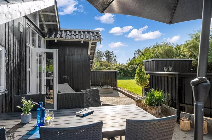 Ferienhaus für 6 Personen, mit Whirlpool und Terrasse sowie Sauna in Grønhøj Strand - 2