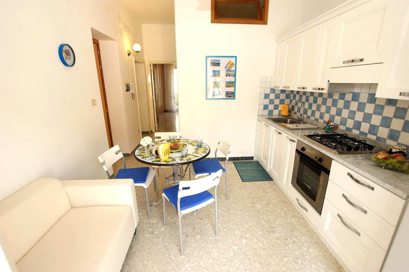 Apartamento vacacional entero, Apartamento de vacaciones para 3 personas con balcón in Santa Maria di Castellabate, Castellabate
