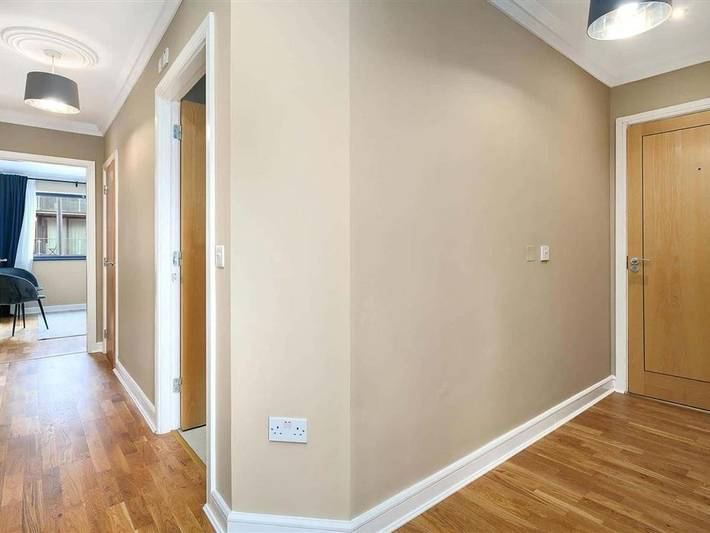 Ferienwohnung für 10 Personen, mit Balkon und Whirlpool sowie Terrasse und Garten in Kochel am See