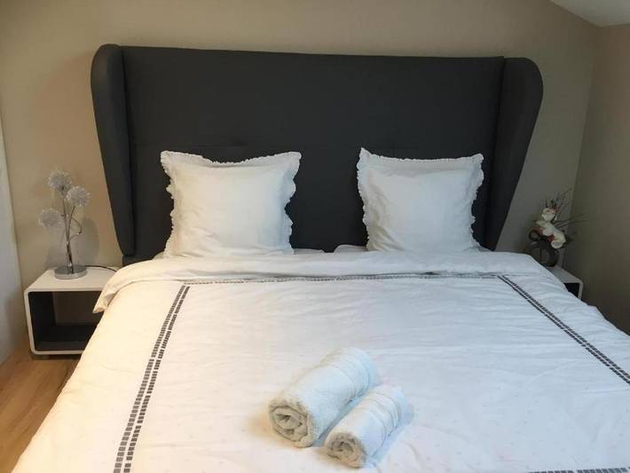 Location de vacances pour 2 personnes, avec jardin et piscine ainsi que terrasse et sauna à Villers-sur-Port - 4