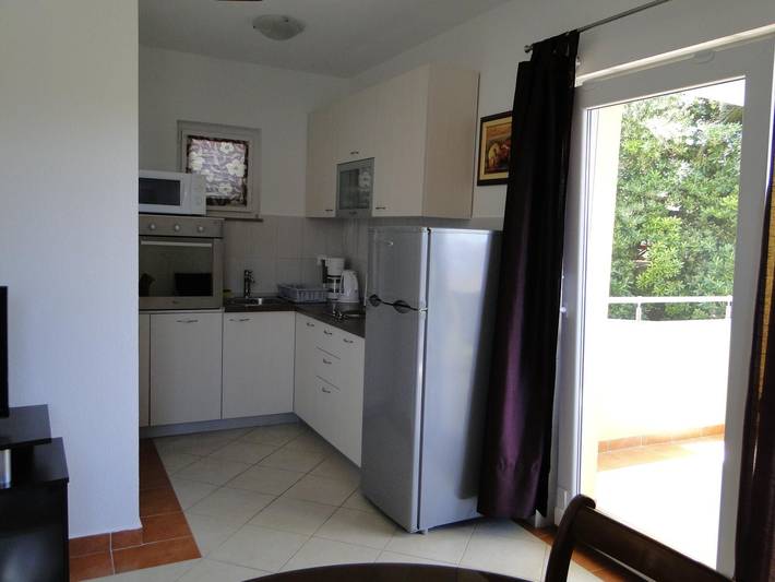 Appartement entier, Wohnung "Niva 1" mit Blick auf das Wasser in Art, Rogoznica
