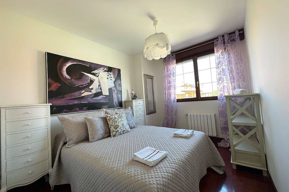 Semi-detached house with private garden and communal pool in Ajo, Bareyo