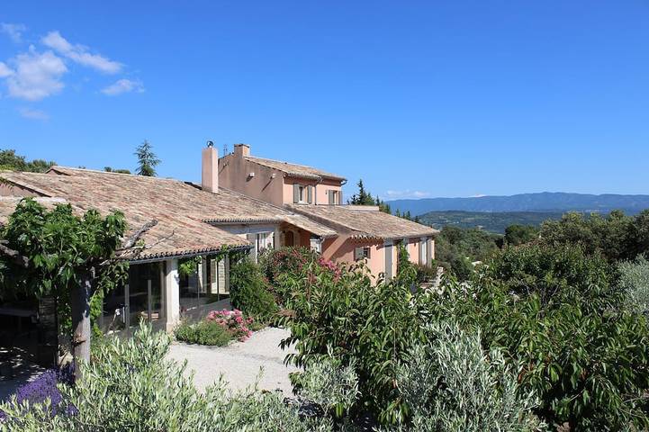 Villa pour 10 personnes, avec jardin - 1