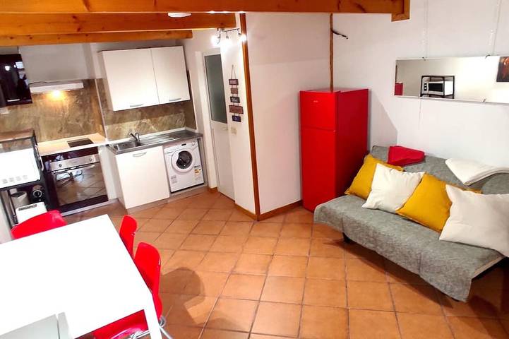 Gîte pour 4 personnes, avec jardin dans Casino De Menton