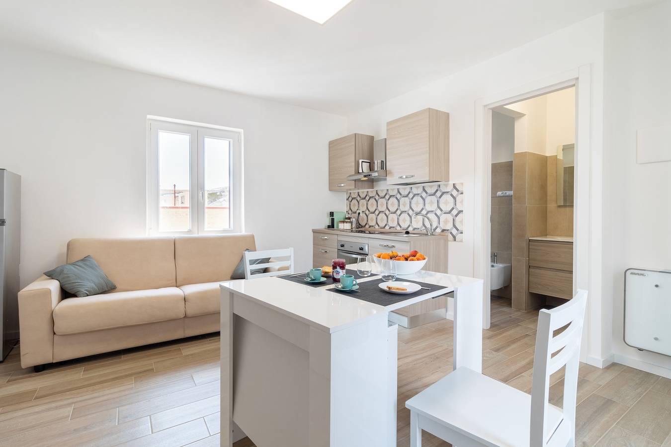 Holiday Home 'Suite N12 - Luxury Apartment' with Sea View, Wi-Fi and Air Conditioning in Torre a Mare, Bari