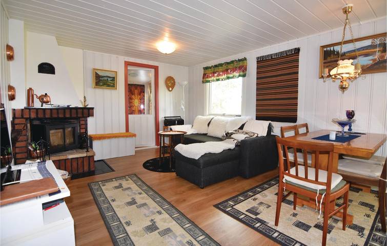 Hus för 6 Personer med terass in Dalslands kanal