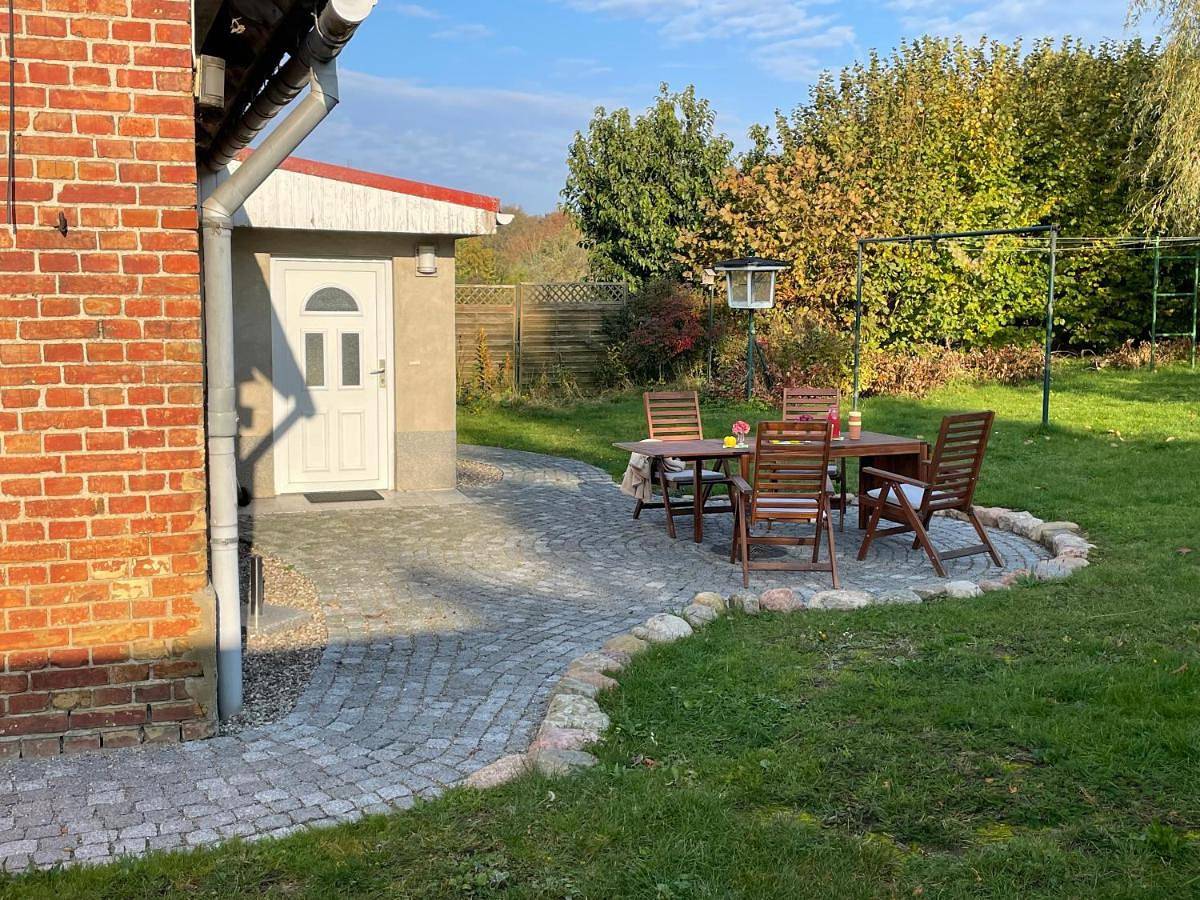 "Haus Landgang" für Naturliebhaber, strandnah, ruhig, mit großem Garten in Klein Strömkendorf, Salzhaff