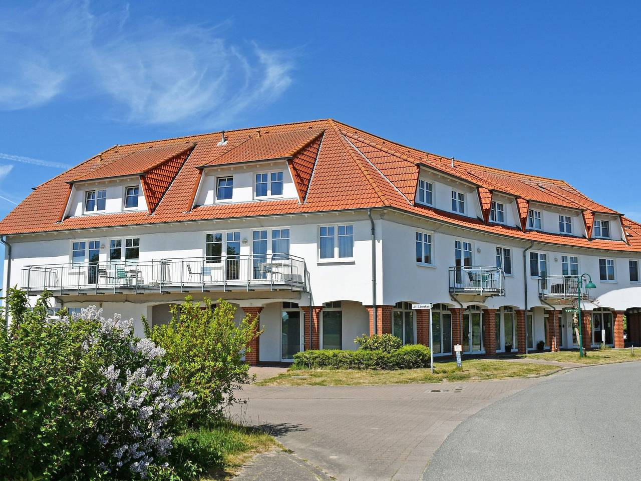 Deb 040 Ferienwohnung Jasmund - Deb 040 schöne große 3-Raumferienwohnung Jasmund in Neddesitz, Sagard