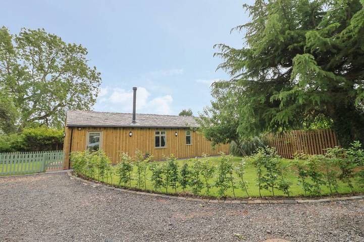 Gîte pour 4 personnes, avec jacuzzi et jardin - 1