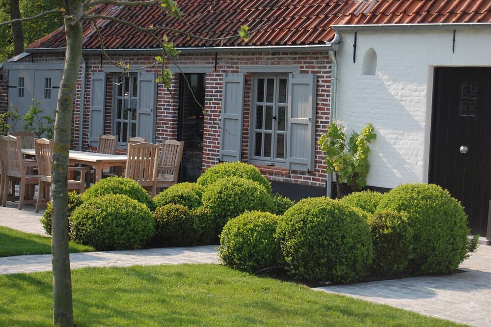 Vacation Rental for 12 Guests in Bruges, West Flanders
