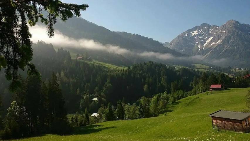 Ferienwohnung für 6 Personen, mit Balkon im Kleinwalsertal - 4