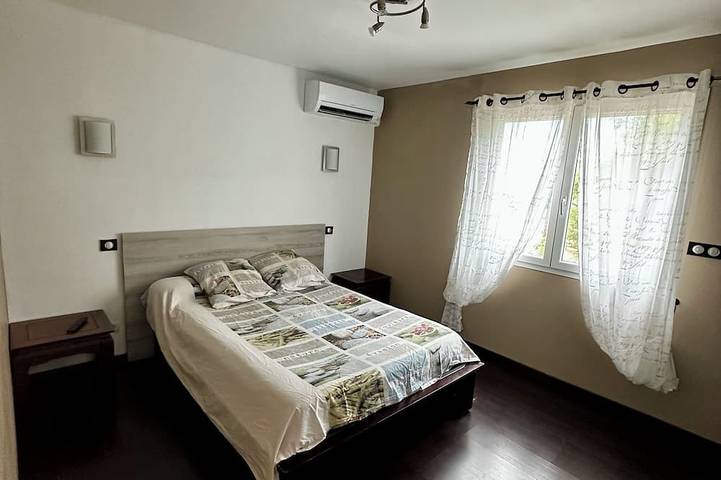 Location de vacances pour 8 personnes, avec terrasse et jardin à Argeliers - 4