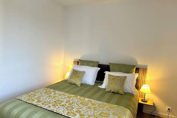 Appartement entier, Appartement rénové 2 chambres, 6 couchages Parking gratuit 10 min Orly in Athis-Mons, Essonne
