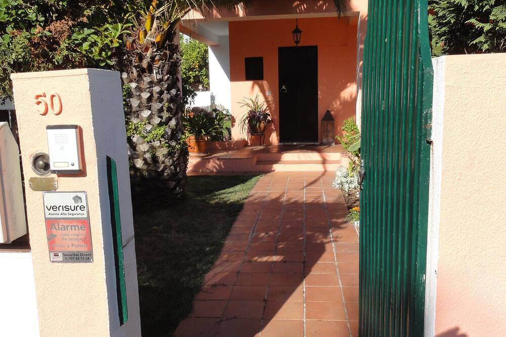 Villa Pinhal privaten Pool-10min von Portinho da Arrábida Strand- Free Wifi in Setúbal, Naturpark Arrábida