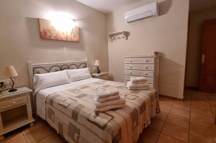 Quiet apartment with terrace near the sea in Es Pujols, Formentera