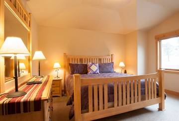 Villa for 12 Guests in Summit County, Keystone, Picture 4