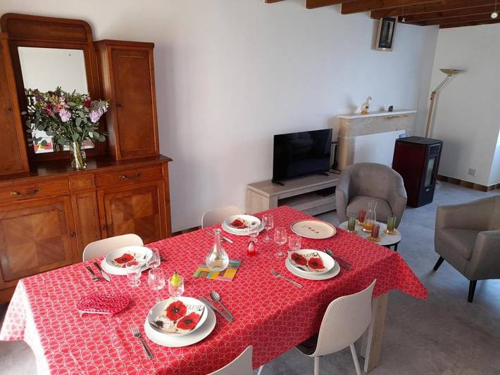 Location de vacances pour 4 personnes, avec Terrasse et Jardin à Ligugé