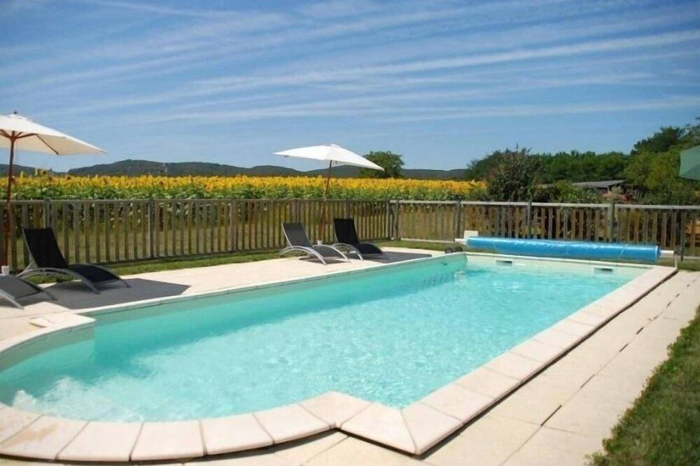 \"Le Pigeonnier\", dans la vallée des 5 châteaux en Périgord Noir in Vézac, Périgord Noir