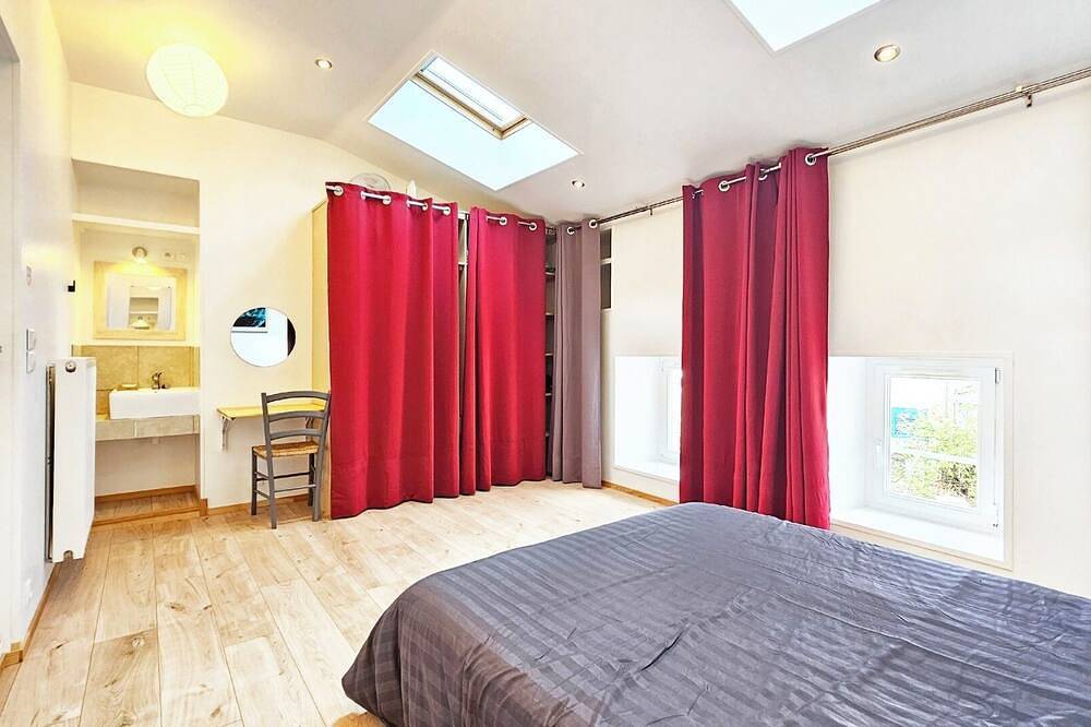 Maison en pierre avec jardin pour 8 personnes dans la Venise Verte in Le Mazeau, Fontenay-le-Comte