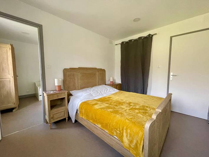 Chambre d’hôte pour 4 personnes, avec jacuzzi et jardin, animaux acceptés à Valojoulx