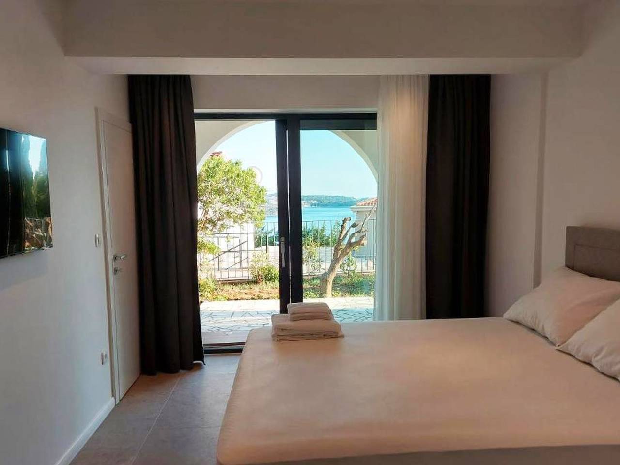 Ganze Wohnung, The Nest, eine moderne Wohnung in einer authentischen mediterran-adriatischen U in Plat, Dubrovnik-Neretva